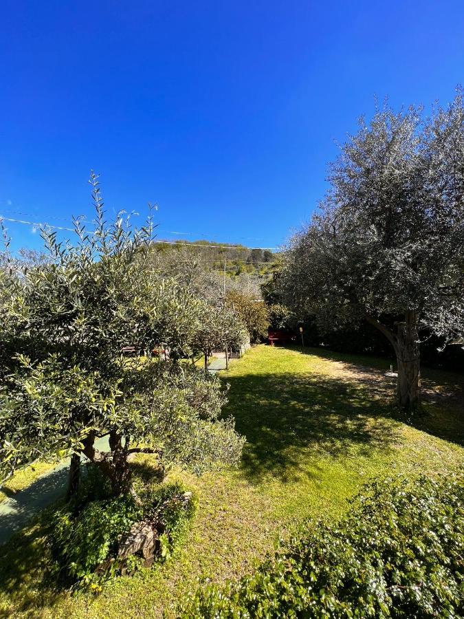 Вилла Agriturismo Le Grottelle Сант-Агата-суи-Дуэ-Гольфи Экстерьер фото